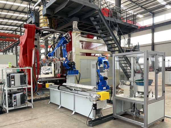 青岛赛邦生产的码垛机器人生产线展示