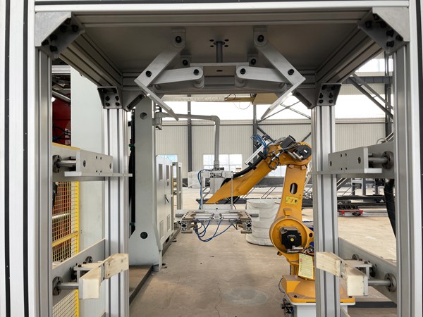 青岛赛邦生产的搬运机器人生产线展示